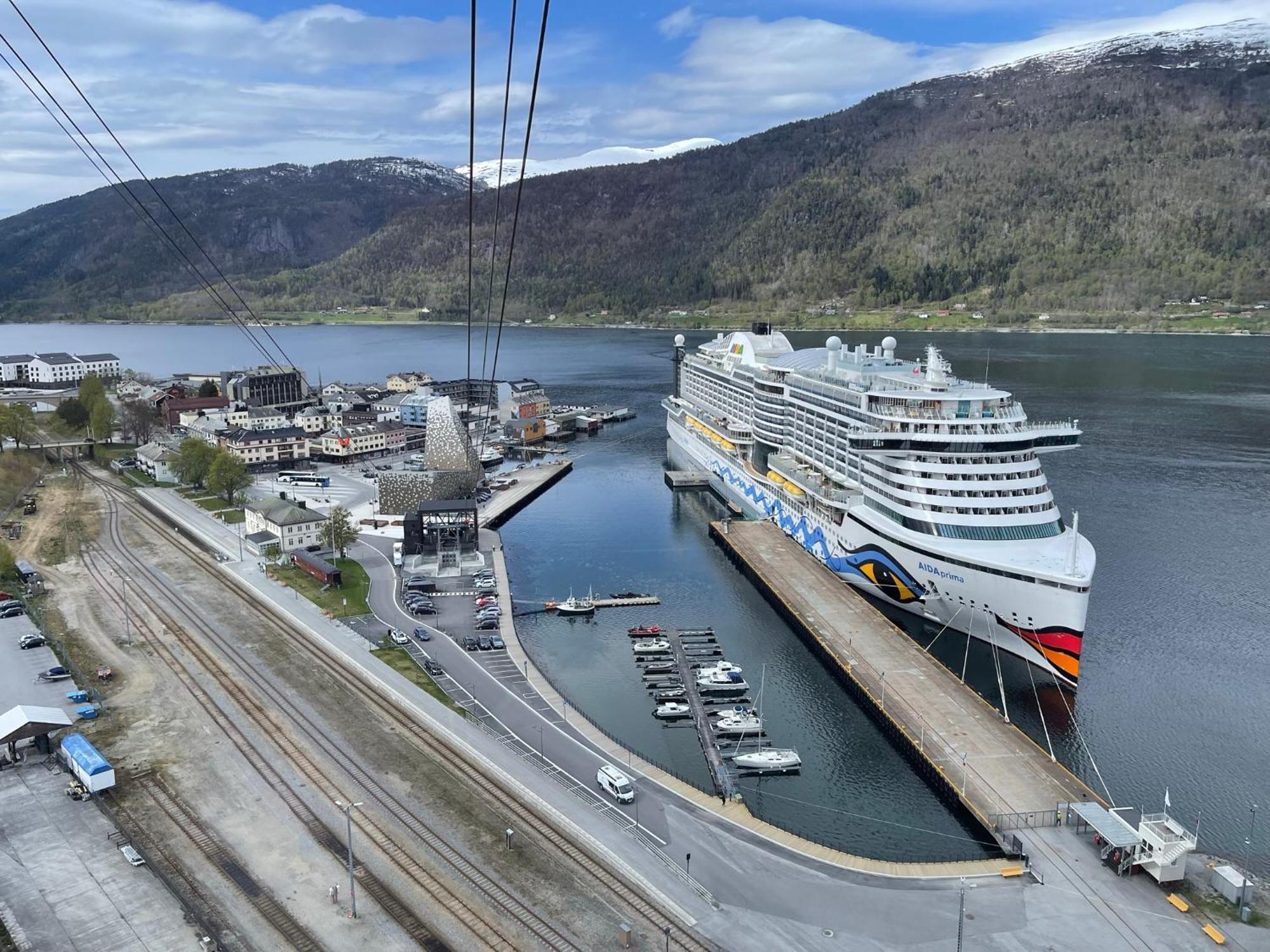 Bakkebo Trollstigen Apartment Andalsnes Exterior photo